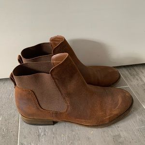 Ankle boots